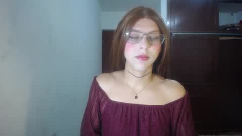 Snapshot of evi_kitty chatting on 03-18-26, 09:40 Evi online show from 03-18-26, 09:40