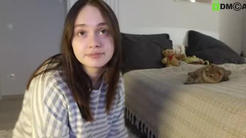 evi_woow online show from 02-27-25, 11:26
