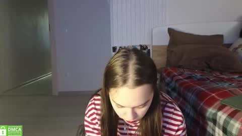 evi_woow online show from 11-26-25, 08:10