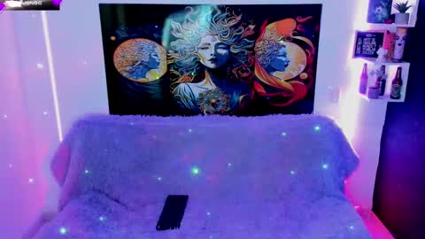 Snapshot of evie99_ chatting on 02-25-25, 03:27 Evie99 online show from 02-25-25, 03:27