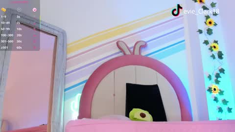 My name is Evie  nice to meet you  really get to know me better private is open  online show from 02-24-25, 03:20