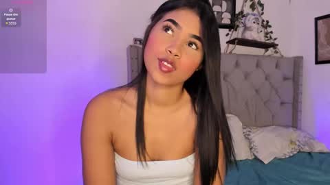 Ivi Alejandra  online show from 12-03-25, 04:27