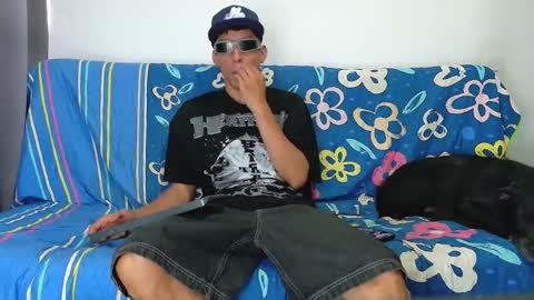 Snapshot of evil_boss1 chatting on 05-19-26, 05:08 evil_boss1 online show from 05-19-26, 05:08