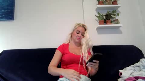 Badblondebunny online show from 12-31-24, 12:32