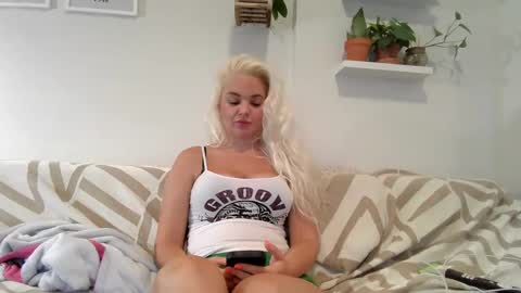 Badblondebunny online show from 01-22-25, 10:05