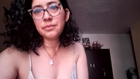 Evolet online show from 11-21-25, 01:43