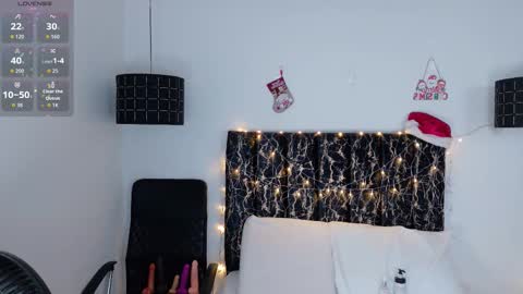 evvaa_moon online show from 12-22-25, 12:24