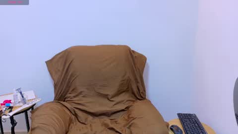 evvaa_moon online show from 07-25-26, 12:36