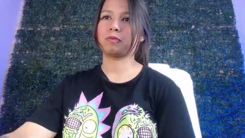 Im Evy online show from 04-24-26, 05:37