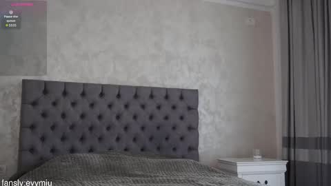 Evy online show from 03-26-26, 07:36