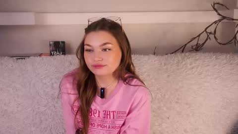Emma online show from 10-09-25, 01:09