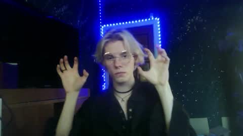 Snapshot of ex1dra06 chatting on 03-19-26, 01:04 Essa online show from 03-19-26, 01:04