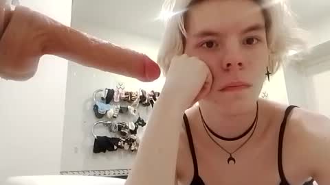 Snapshot of ex1dra06 chatting on 04-04-26, 05:16 Essa online show from 04-04-26, 05:16