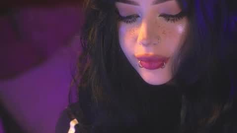 Snapshot of ex_angel chatting on 01-06-26, 11:07 Alyson online show from 01-06-26, 11:07