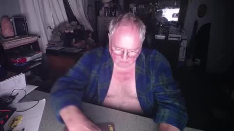 EXCEOS online show from 12-21-24, 02:58