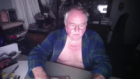 EXCEOS online show from 01-22-25, 03:07