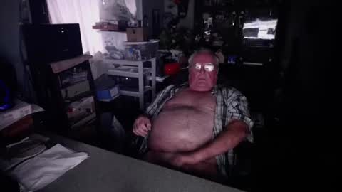 EXCEOS online show from 10-18-25, 02:40