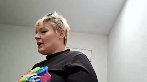 excitmama online show from 03-01-26, 11:40