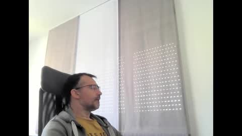 exhibit77 online show from 04-25-26, 08:28