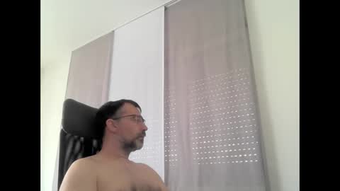 exhibit77 online show from 05-12-26, 12:02