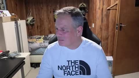 Snapshot of exibe1219 chatting on 01-22-25, 02:14 exibe1219 online show from 01-22-25, 02:14