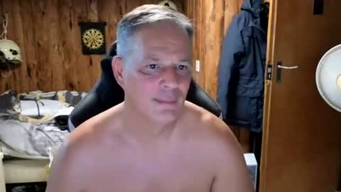 Snapshot of exibe1219 chatting on 08-03-26, 12:32 exibe1219 online show from 08-03-26, 12:32