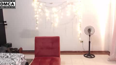 Snapshot of exoctic_ruby chatting on 10-27-25, 11:41 Ruby online show from 10-27-25, 11:41