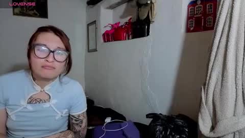 Snapshot of exolizzz66 chatting on 01-13-26, 07:52 Exolizz online show from 01-13-26, 07:52