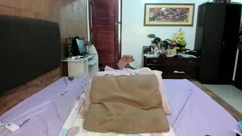 voloptous mommy angel online show from 02-15-26, 01:46