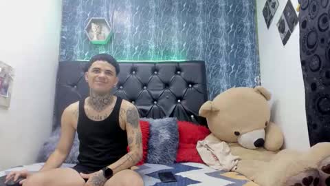 exotichot_couple online show from 11-09-25, 07:45