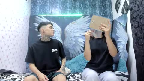 exotichot_couple online show from 04-15-26, 12:17