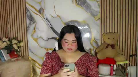 SHANTAL MARIE online show from 05-27-26, 06:10