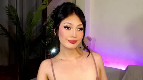 Candy  online show from 12-08-24, 03:35