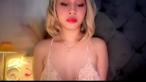 Snapshot of expensivets_chloe chatting on 05-25-26, 10:16 chloee online show from 05-25-26, 10:16