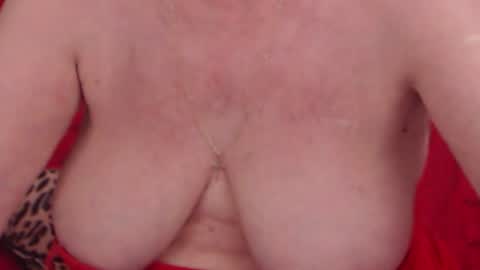 Snapshot of experiencedalana chatting on 07-04-26, 10:38 Alana online show from 07-04-26, 10:38