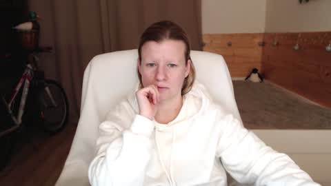 Crystal online show from 12-04-24, 09:35