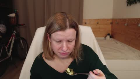 Crystal online show from 12-06-24, 09:13