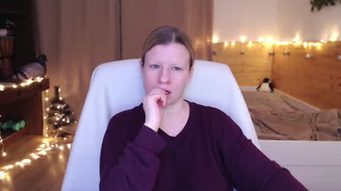 Crystal online show from 12-31-24, 12:43