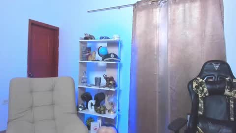 Snapshot of exquisite_gabe chatting on 02-18-25, 07:30 GABRIEL online show from 02-18-25, 07:30