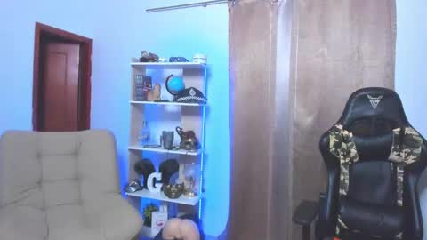Snapshot of exquisite_gabe chatting on 03-02-25, 10:48 GABRIEL online show from 03-02-25, 10:48
