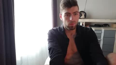 Sweetheart online show from 10-11-25, 05:17