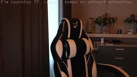 Sweetheart online show from 12-22-25, 10:23