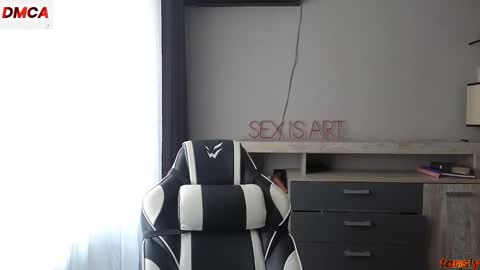 Sweetheart online show from 02-04-26, 08:42