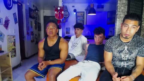 extrangers online show from 12-17-24, 12:11