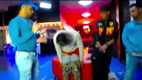 extrangers online show from 09-23-25, 11:46