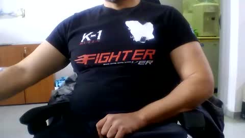 Snapshot of extrex2 chatting on 03-04-26, 09:59 derssing online show from 03-04-26, 09:59