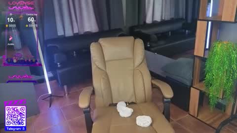 exxxcore_ online show from 09-19-25, 06:26