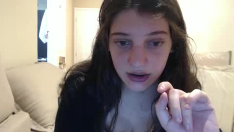 Izabella online show from 11-03-25, 10:42