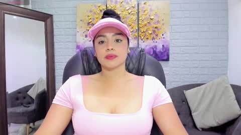      online show from 12-22-25, 07:33