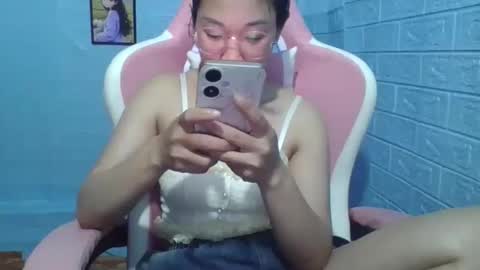 Snapshot of eyewet chatting on 05-11-26, 04:51 Eye online show from 05-11-26, 04:51